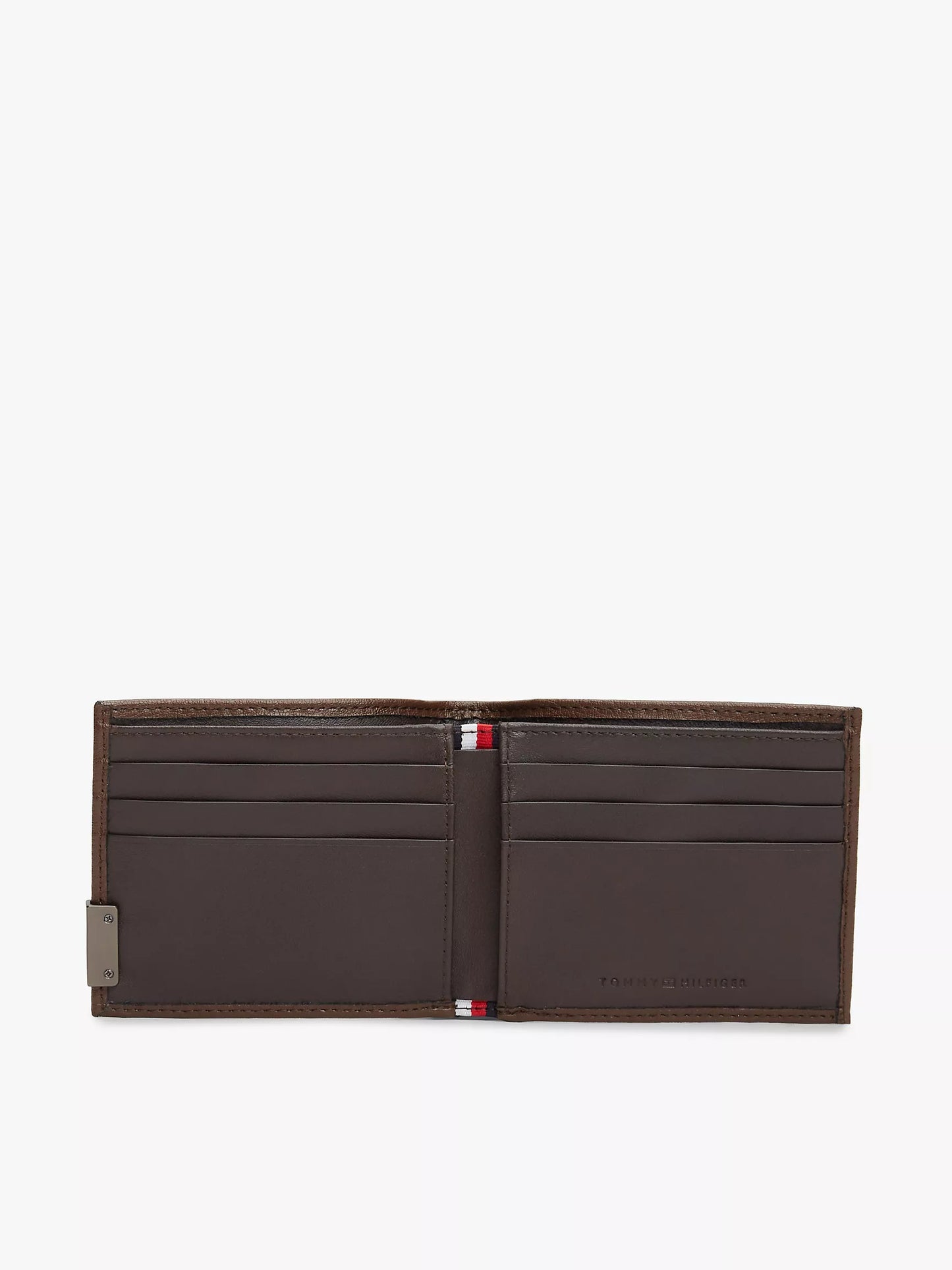 Cartera de cuero con metal