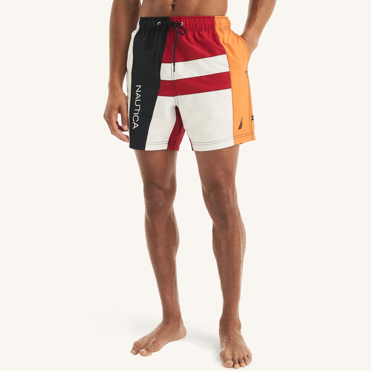 Traje de baño con colores combinados tipo short 6"