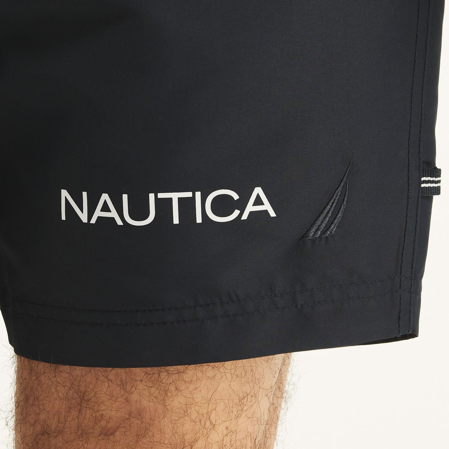 Traje de baño con franjas tipo short 6" secado rápido