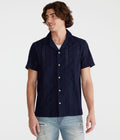 Camisa manga corta con ojal texturizado