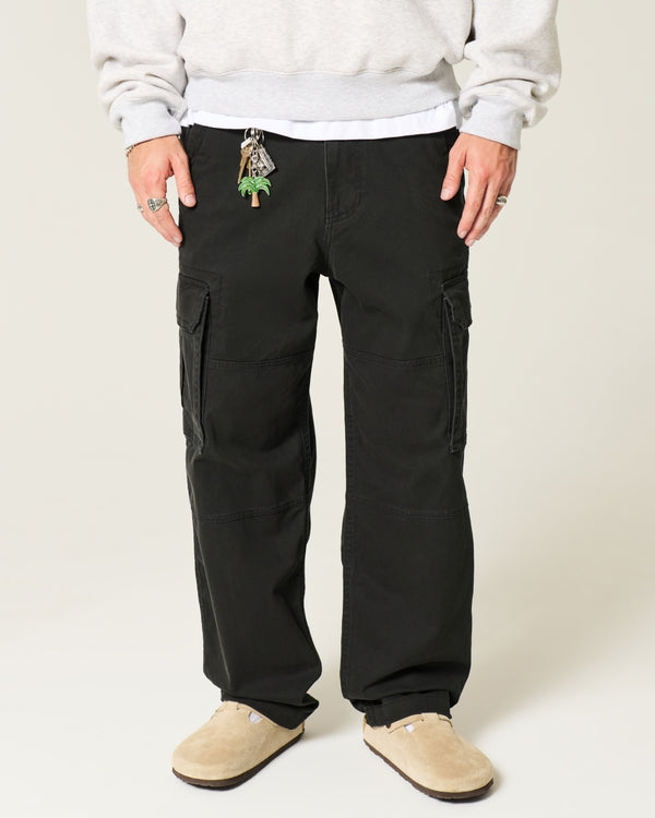 Pantalón baggy tipo cargo