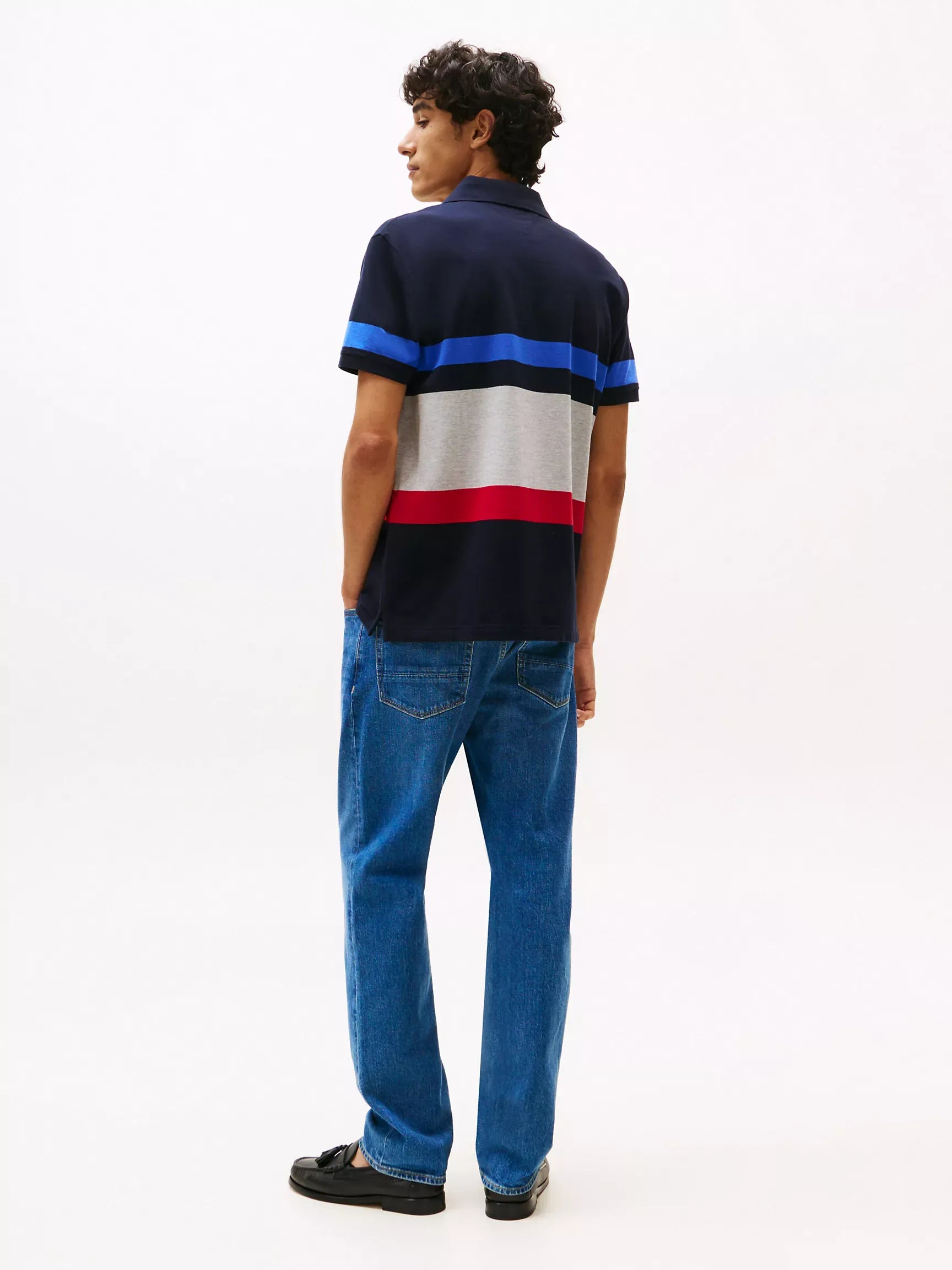 Chemise de colores combinados en franjas