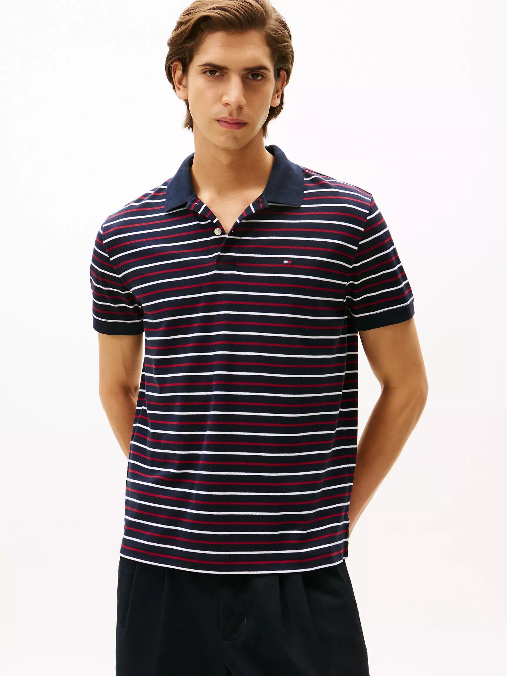Chemise de algodón con patrón de rayas