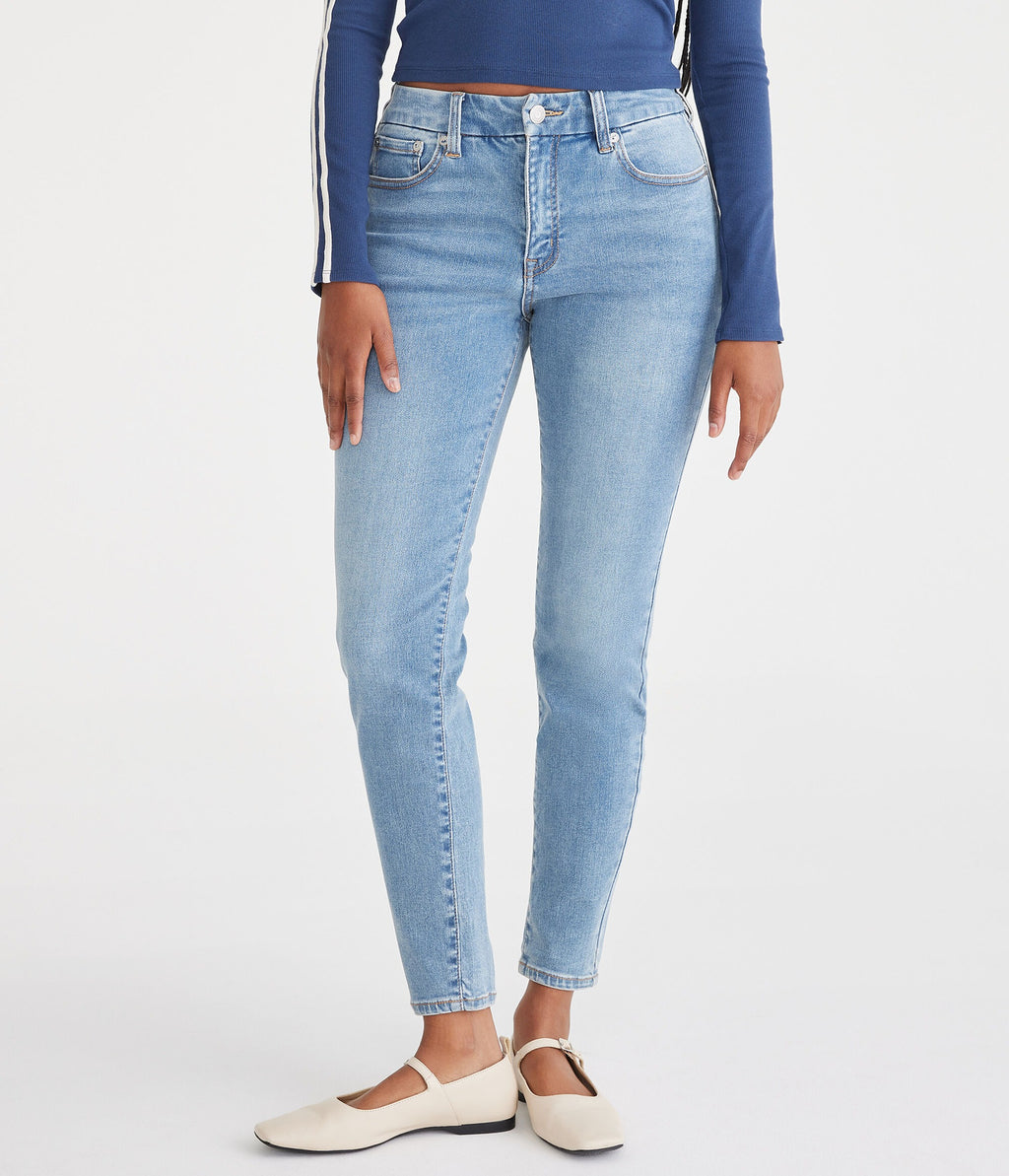 Jean Ajustado tiro alto y curvas tipo leggings