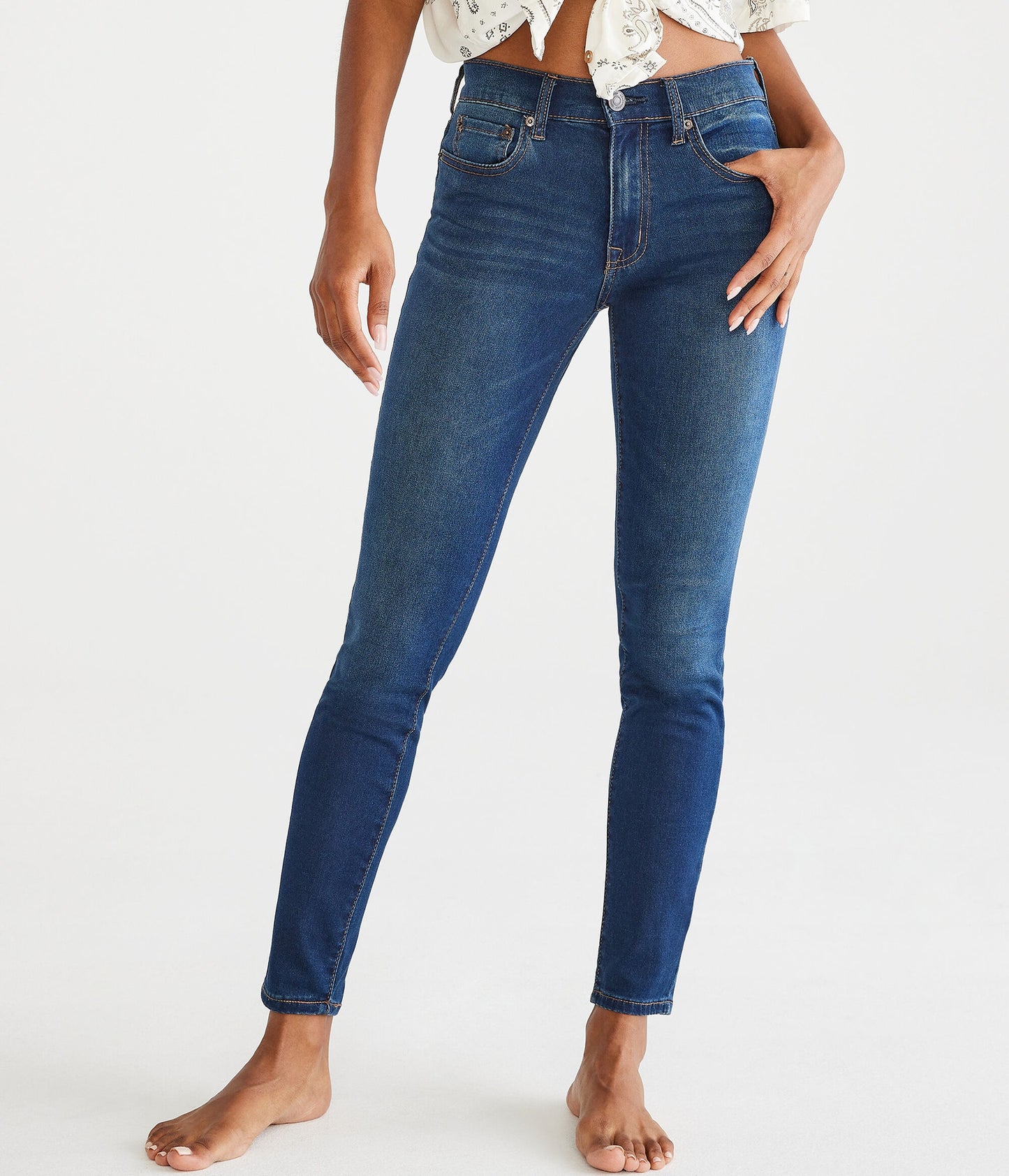 Jean Ajustado tiro alto tipo leggings