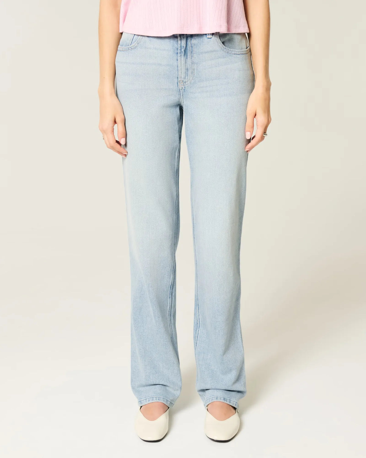 Jeans rectos de tiro alto con lavado claro