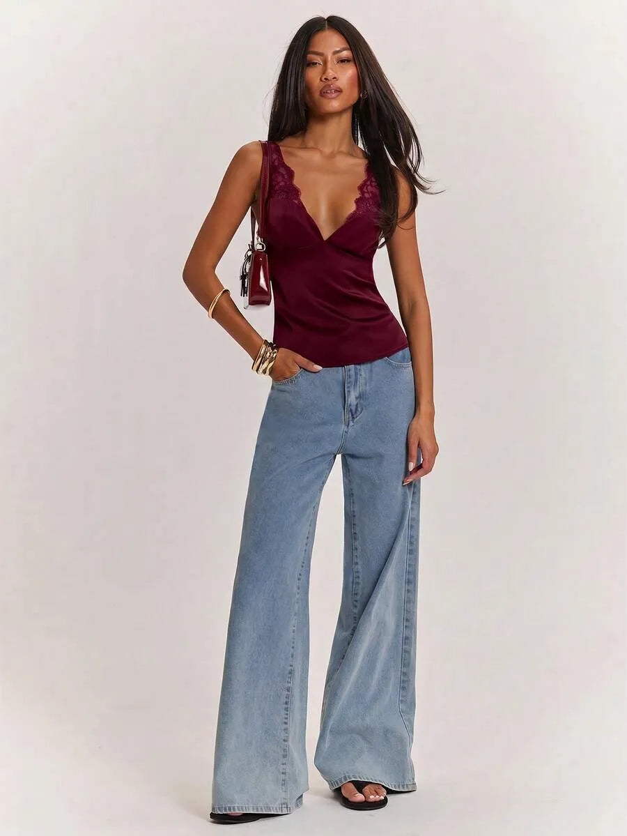 Blusa de satén corte en V