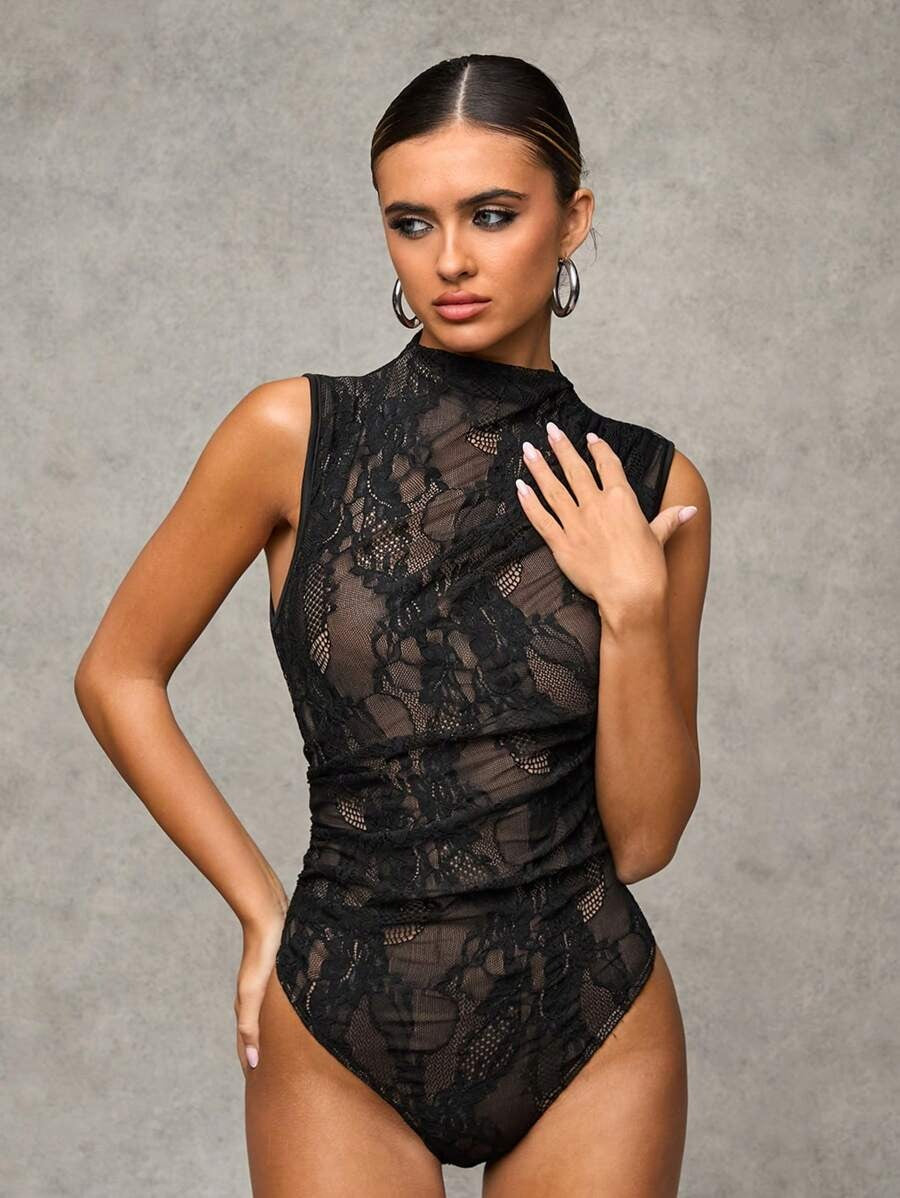 Body con encaje floral