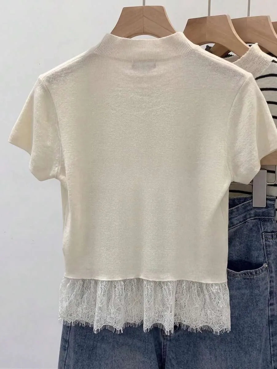 Blusa de punto con ribete de encaje