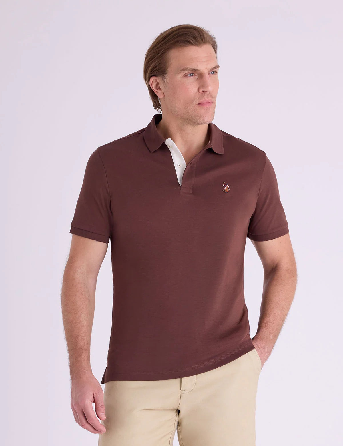 Chemise de algodón unicolor con logo de color