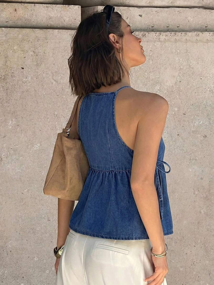 Top denim con lazos laterales