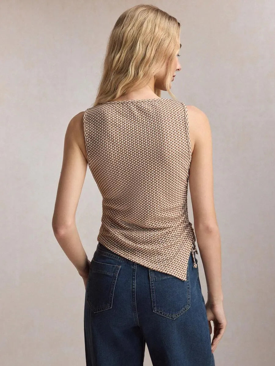 Top estampado con tirantes anudados