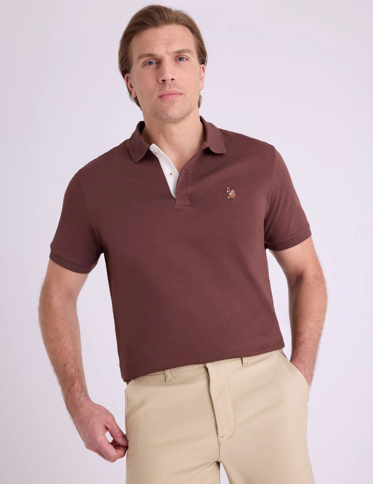 Chemise de algodón unicolor con logo de color