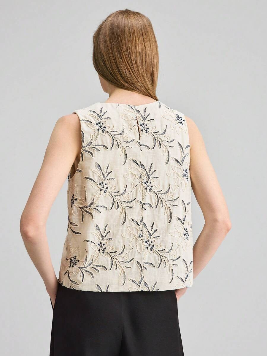 Blusa texturizada bordada