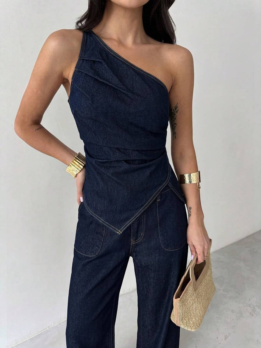 Conjunto denim con top asimétrico