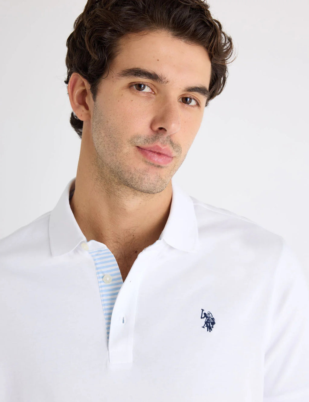 Chemise de algodón unicolor con logo