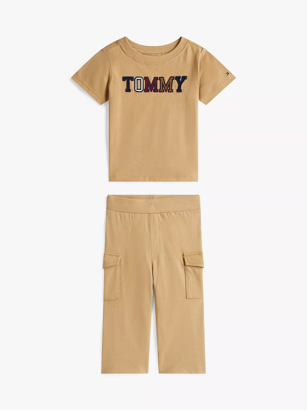 Conjunto de franela y pantalón para pequeños