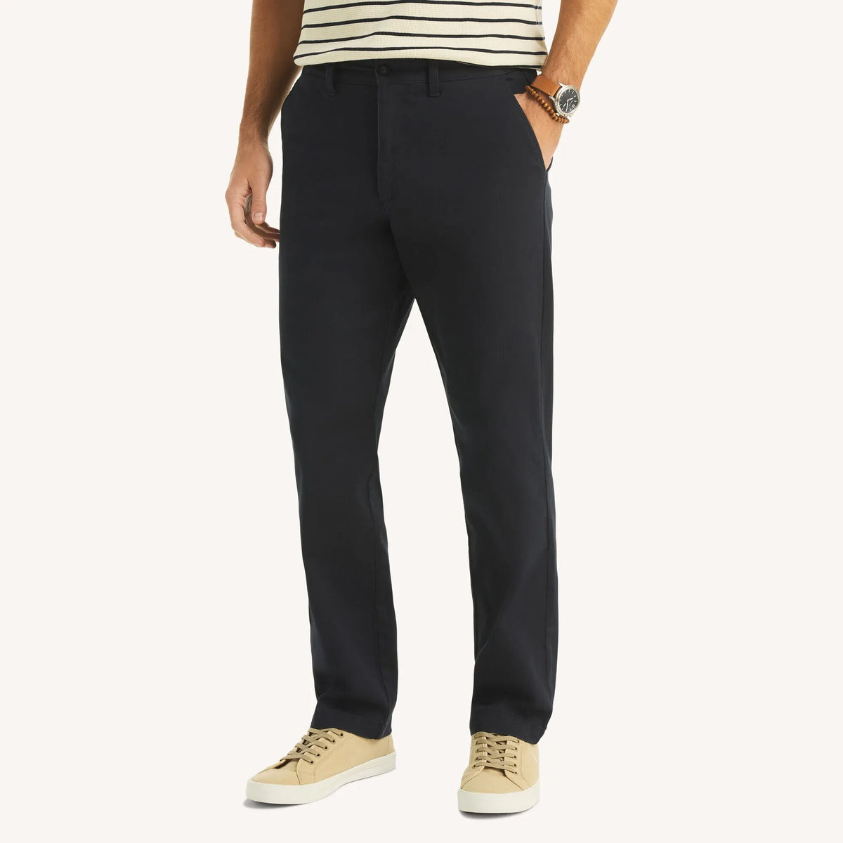 Pantalón chino corte clásico