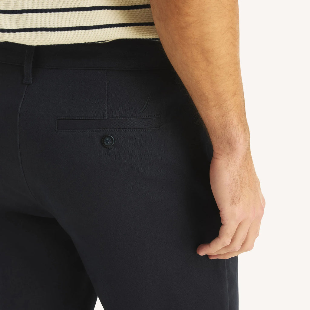 Pantalón chino corte clásico