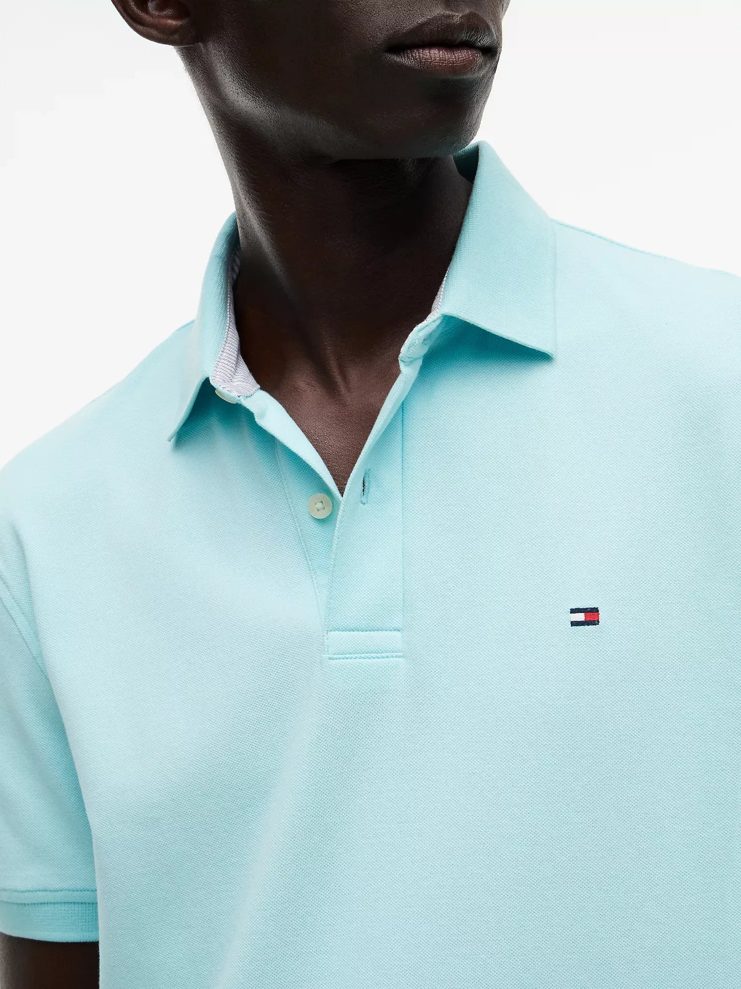 Chemise regular unicolor con logo