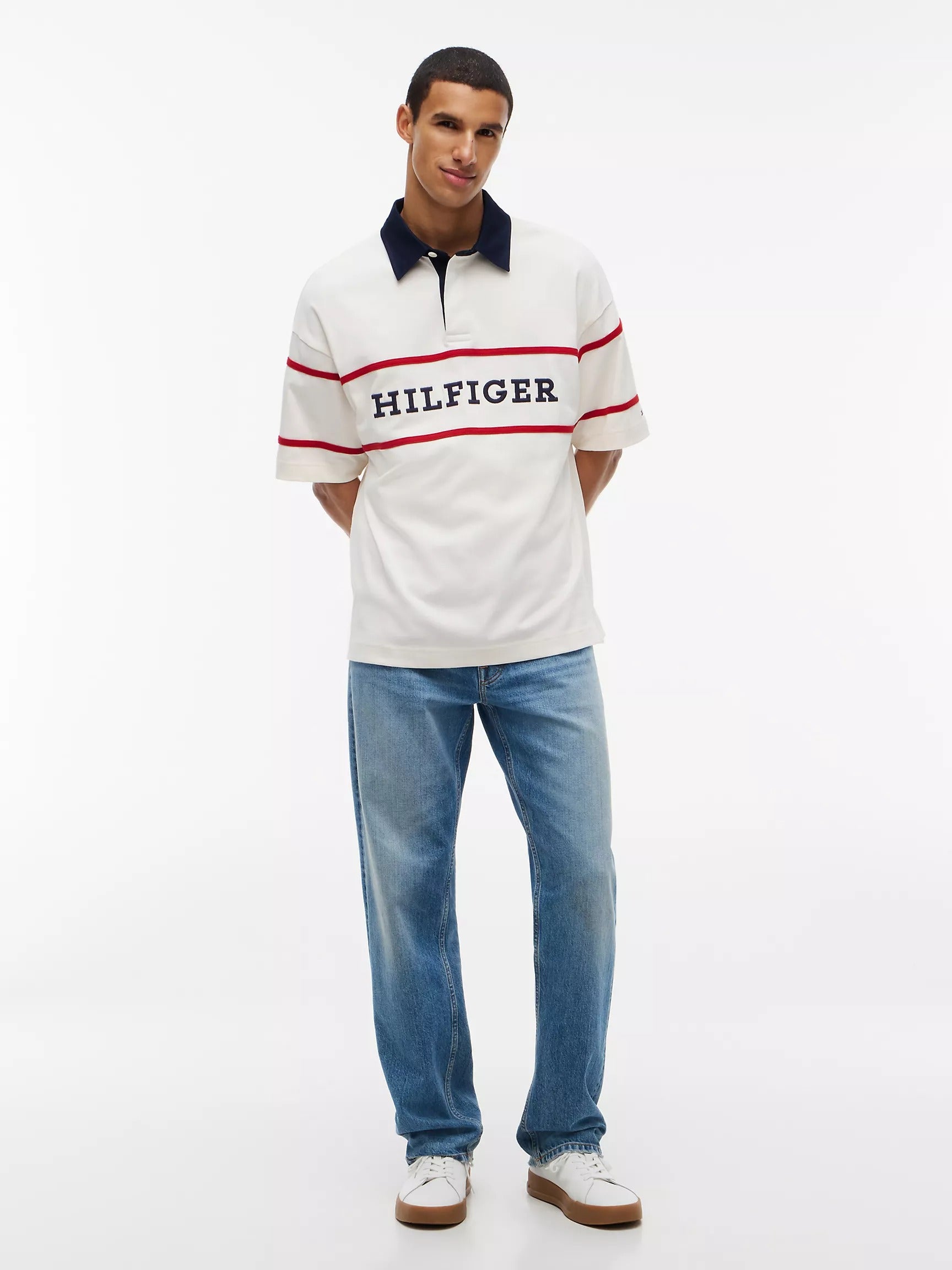 Chemise holgada con logo bordado estilo ruby