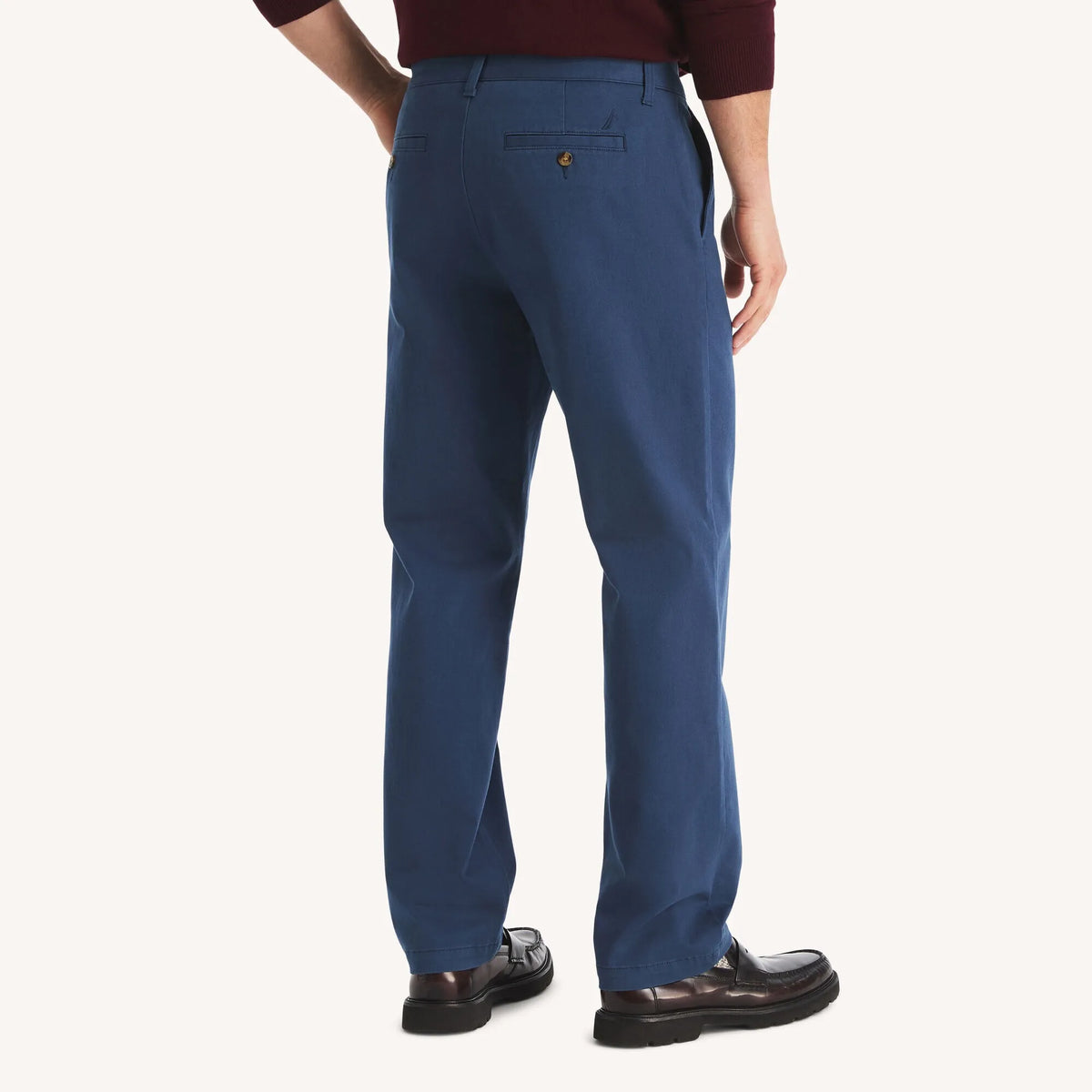 Pantalón chino corte clásico