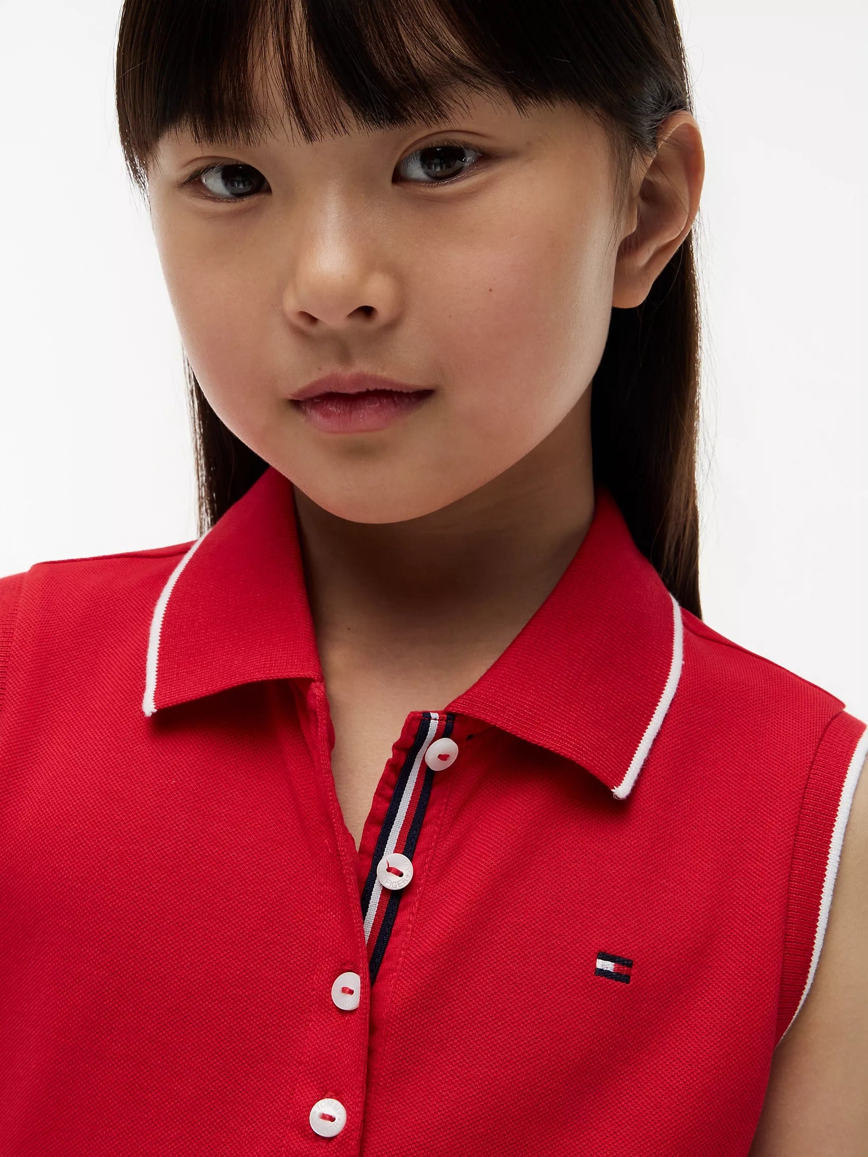 Vestido unicolor sin mangas con logo para niñas