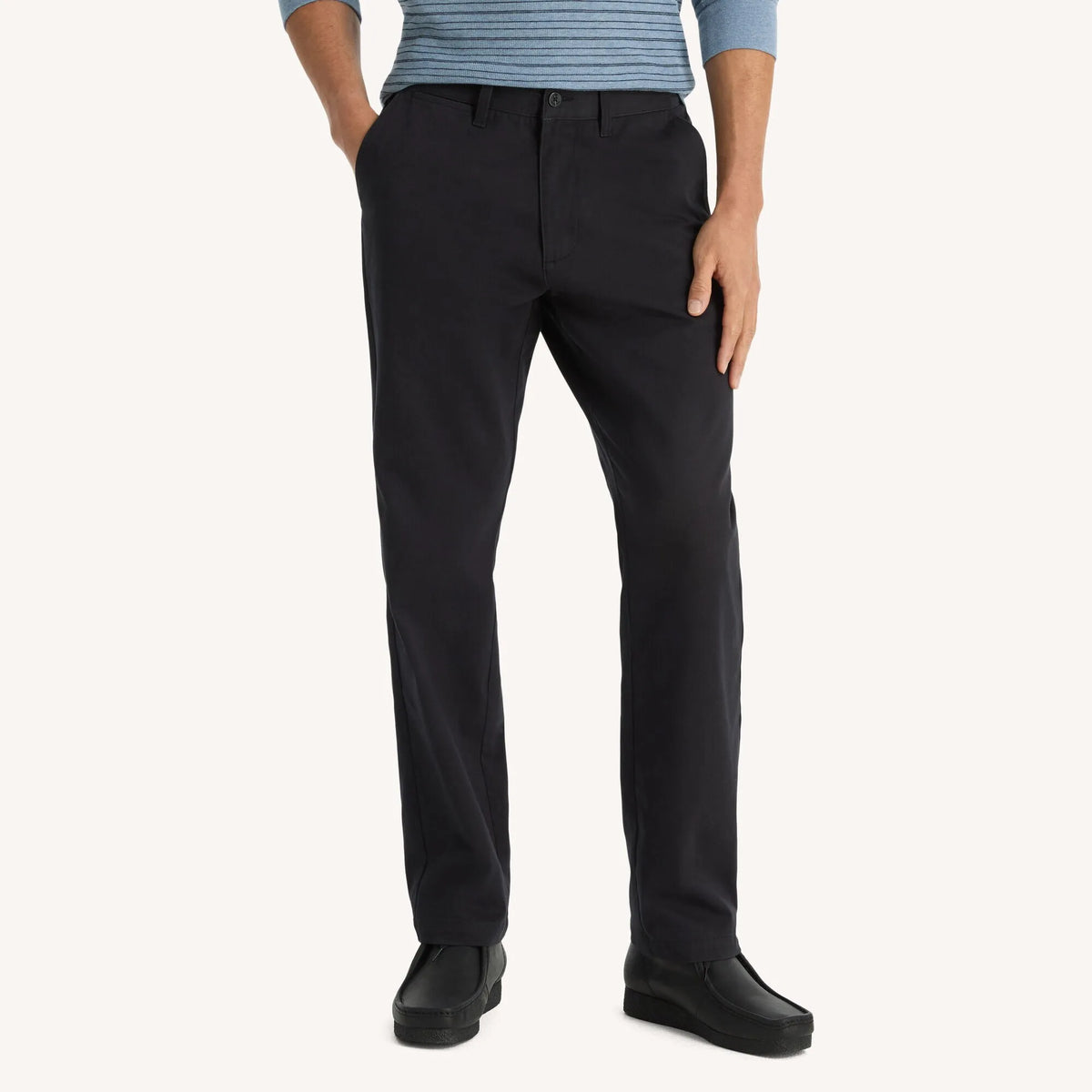 Pantalón chino corte clásico