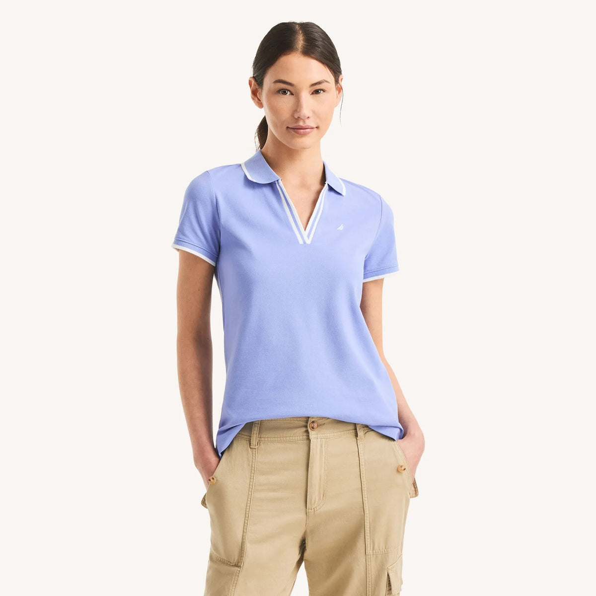 Chemise cuello en V sin botones