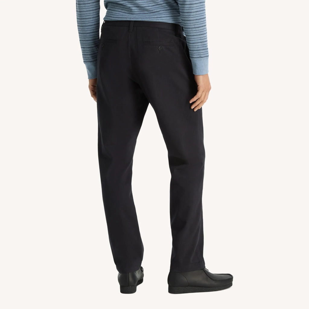 Pantalón chino corte clásico
