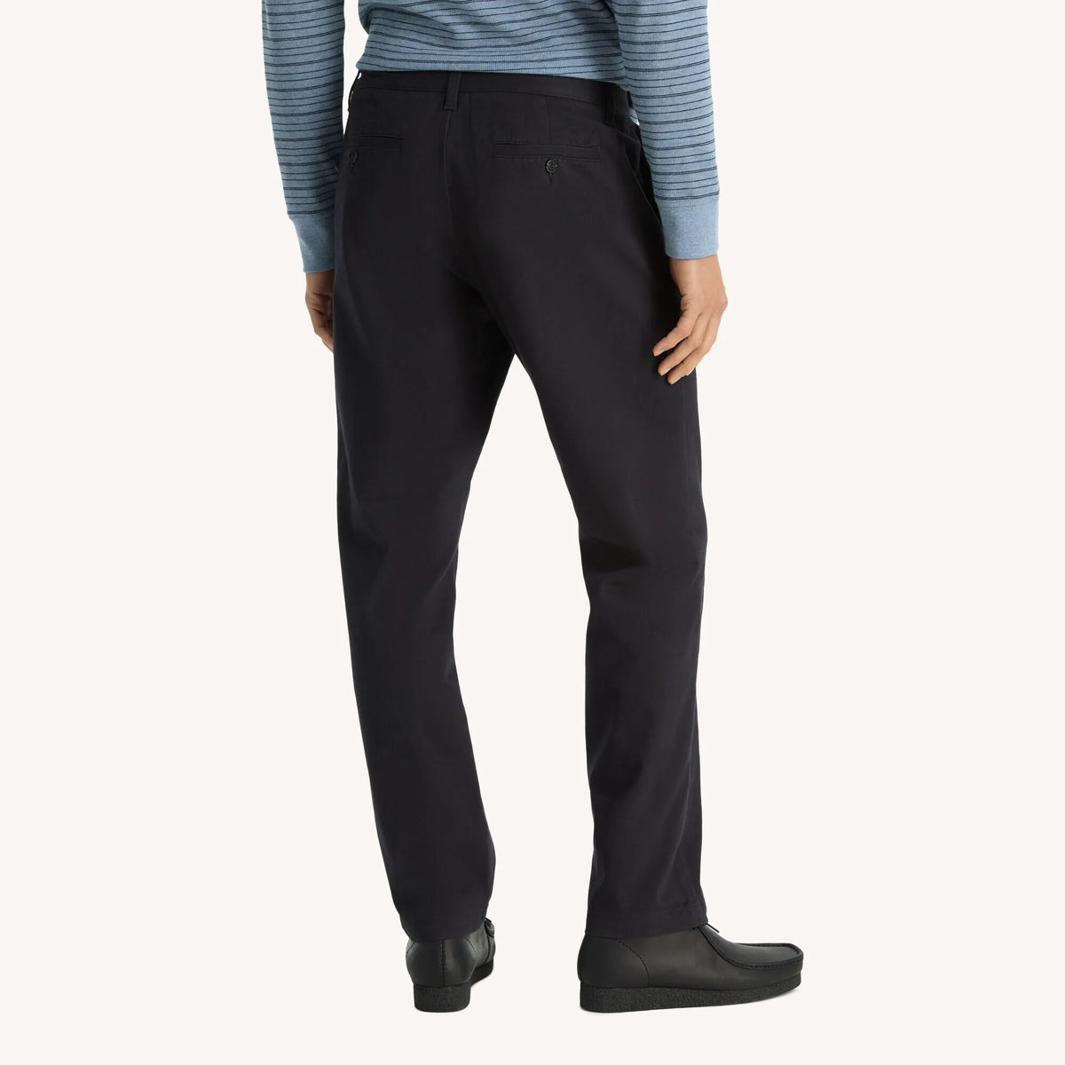 Pantalón chino corte clásico