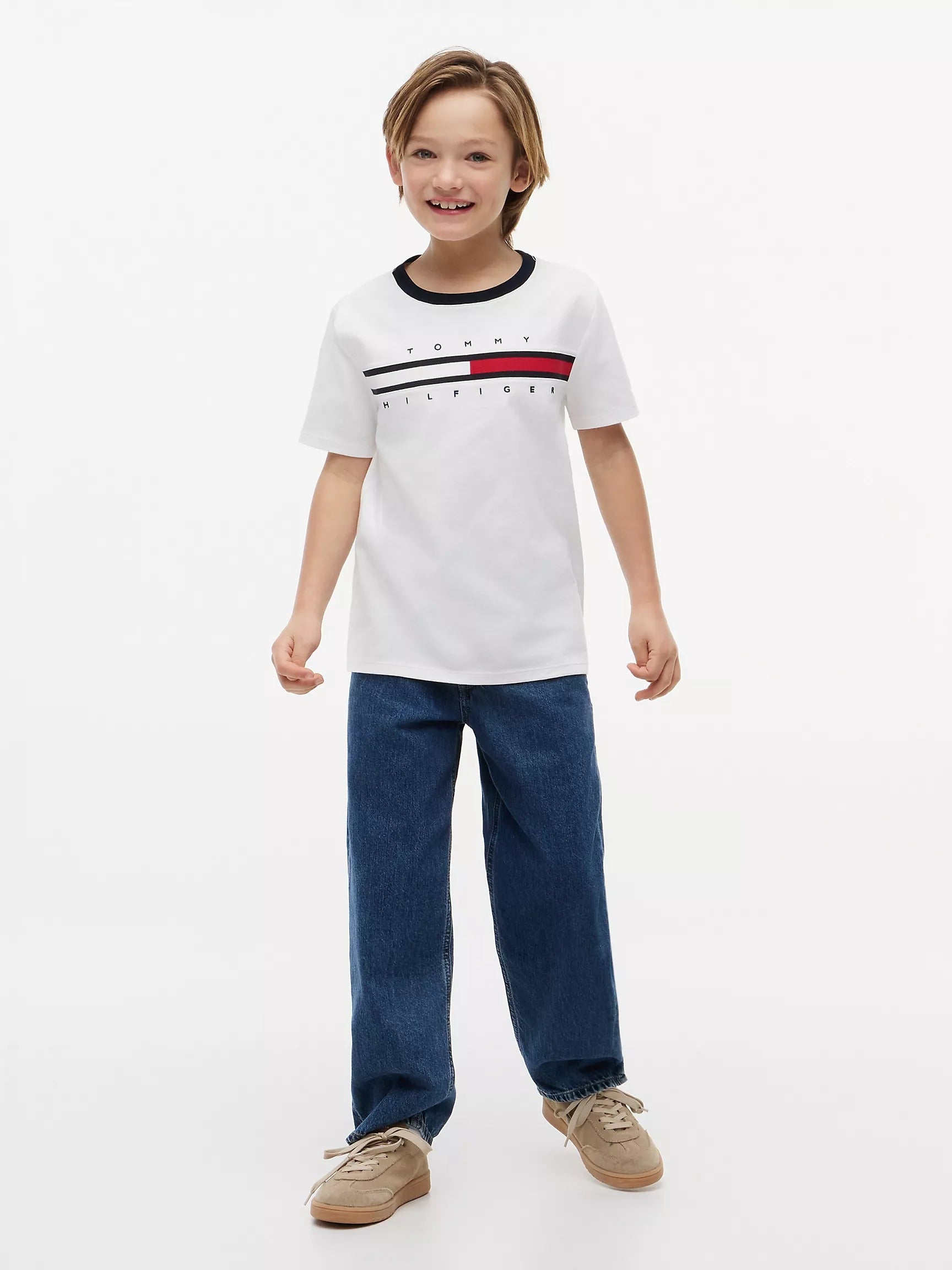 Franela con logo bandera central para niños