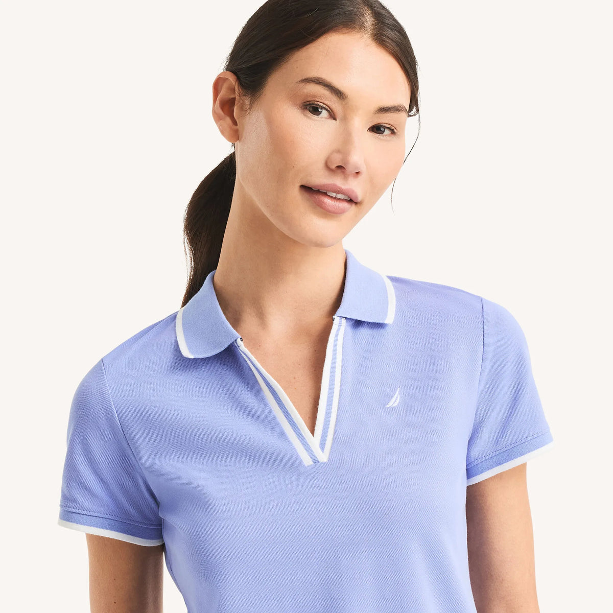 Chemise cuello en V sin botones