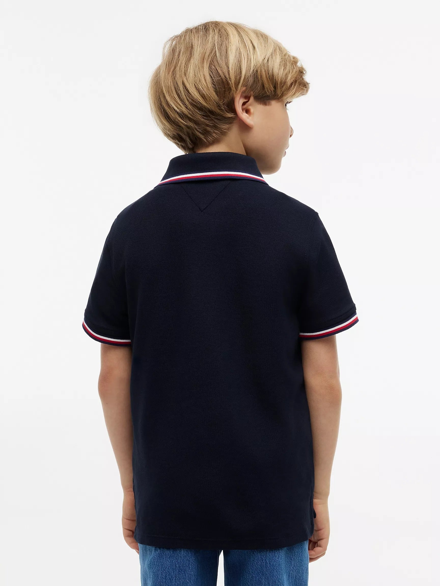 Chemise unicolor con cuello ribeteado para niño