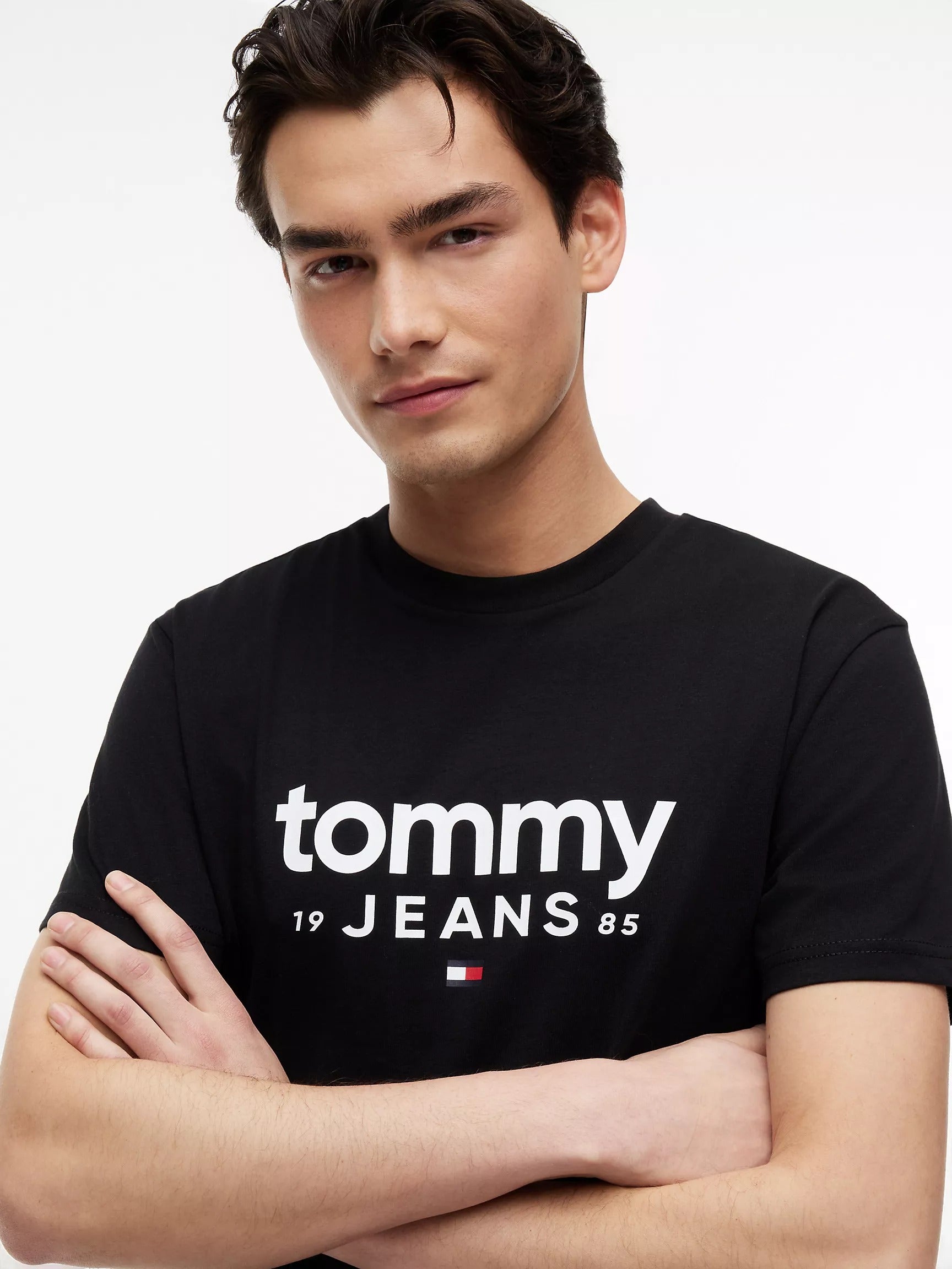 Franela cuello redondo con logo central TOMMY JEANS