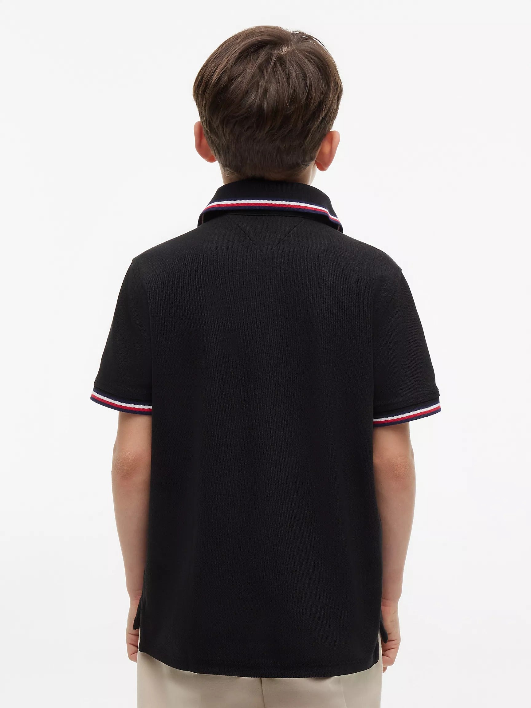 Chemise unicolor con cuello ribeteado para niño
