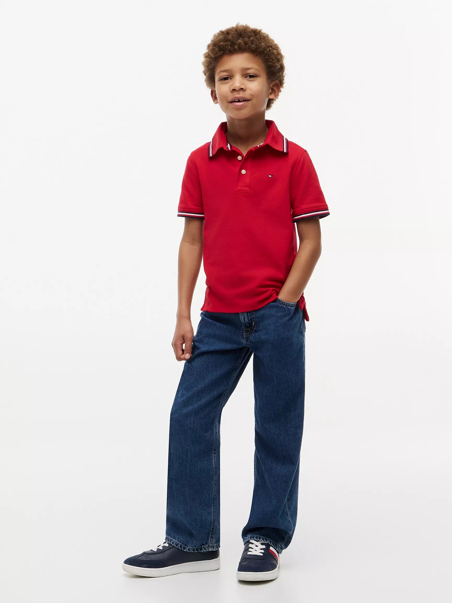 Chemise unicolor con cuello ribeteado para niño
