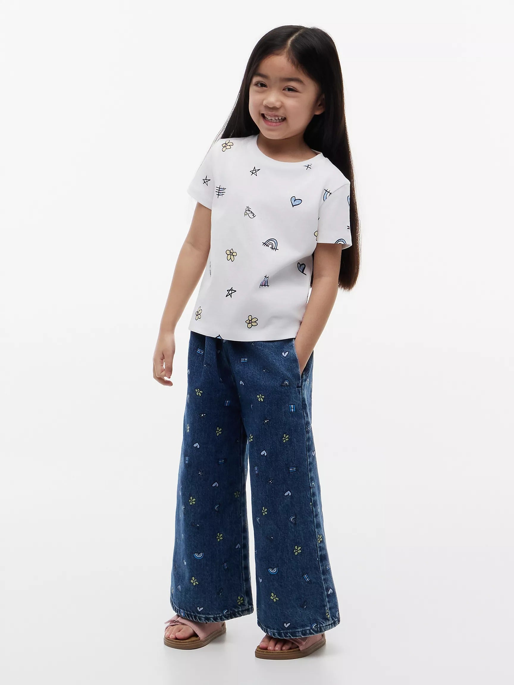 Franela con estampado de garabatos para niñas