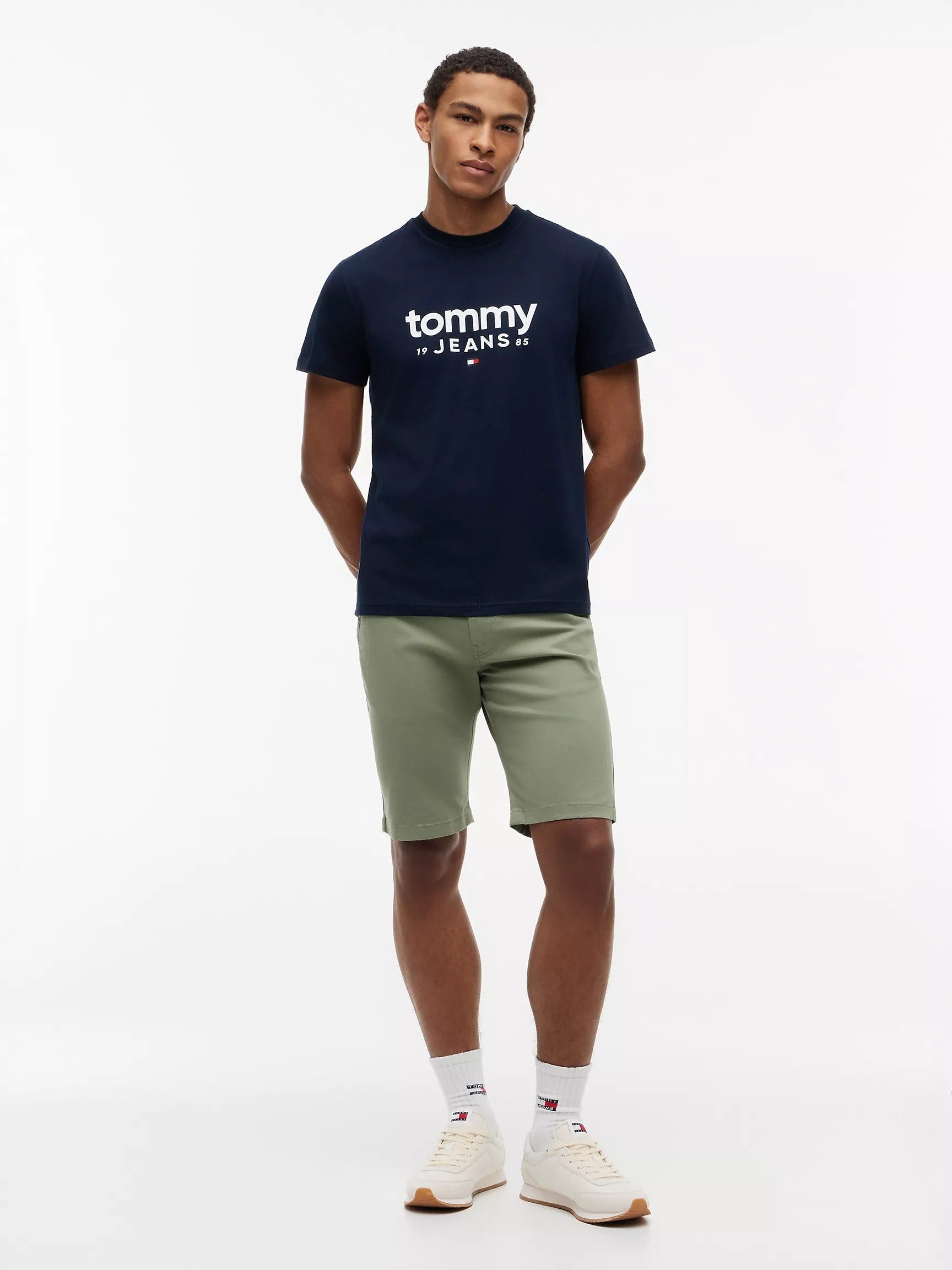 Franela cuello redondo con logo central TOMMY JEANS