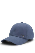 Gorra con logo estampado