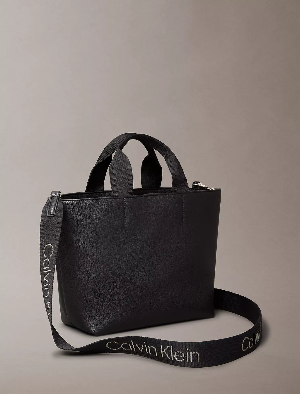 Cartera pequeña tipo tote
