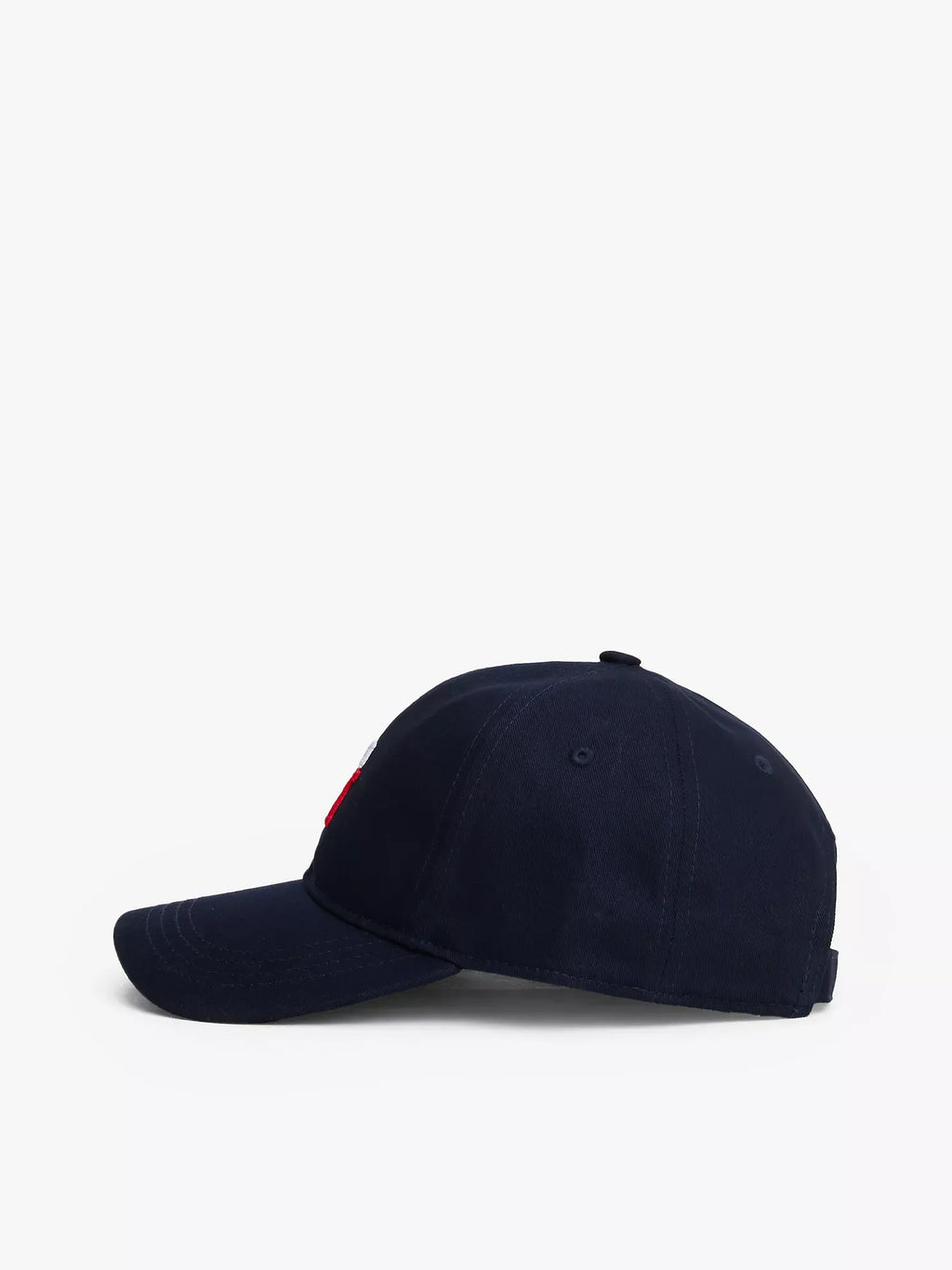 Gorra con monograma bordado