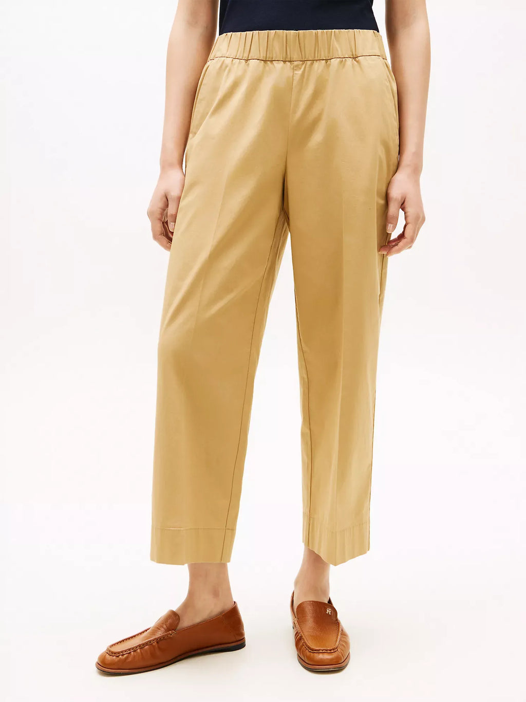 Pantalón holgado de pretina sin cierre
