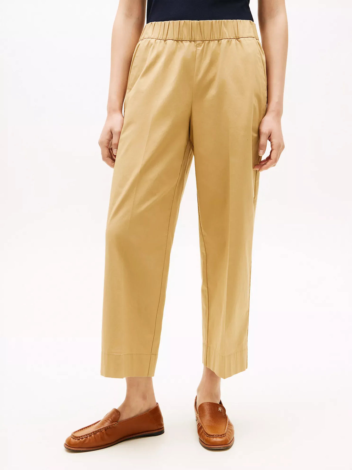 Pantalón holgado de pretina sin cierre