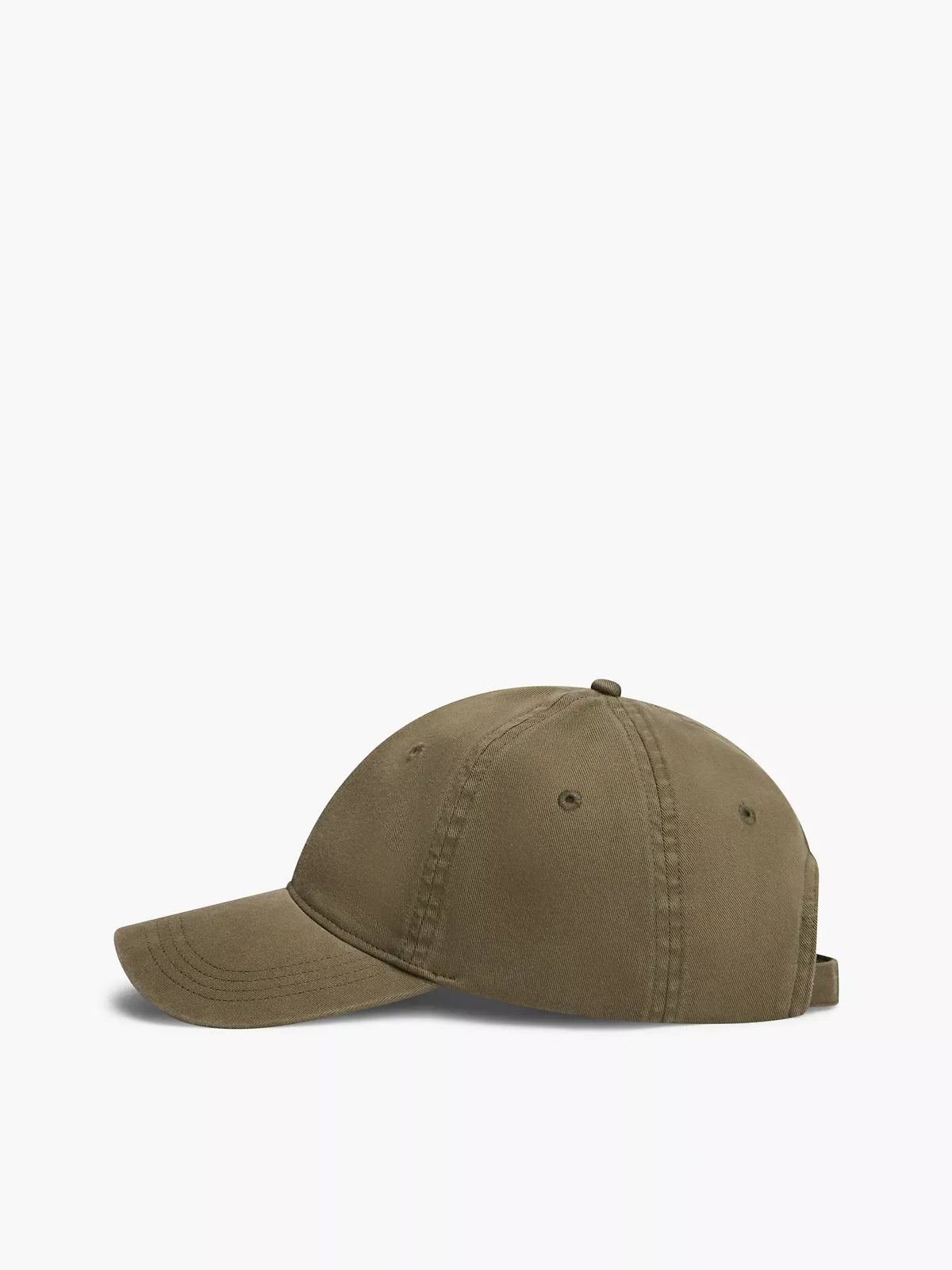Gorra con bandera bordada