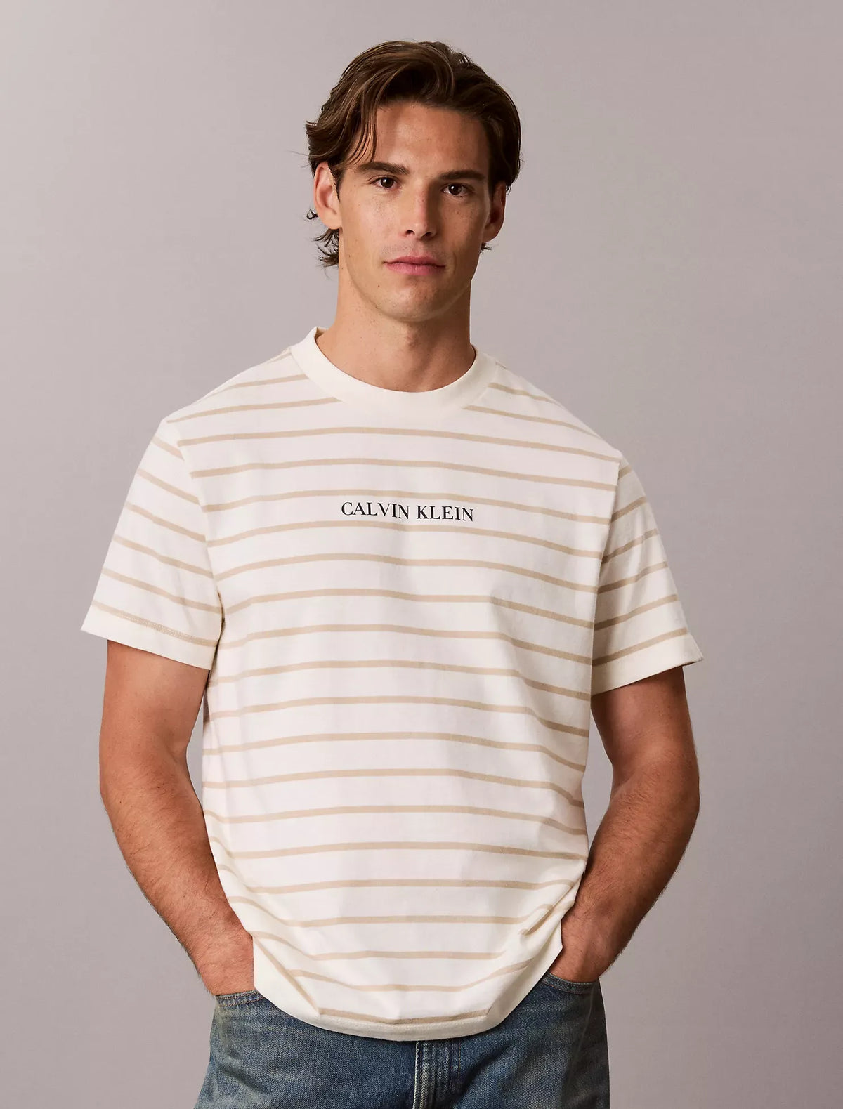 Franela holgada con logo estampado y rayas