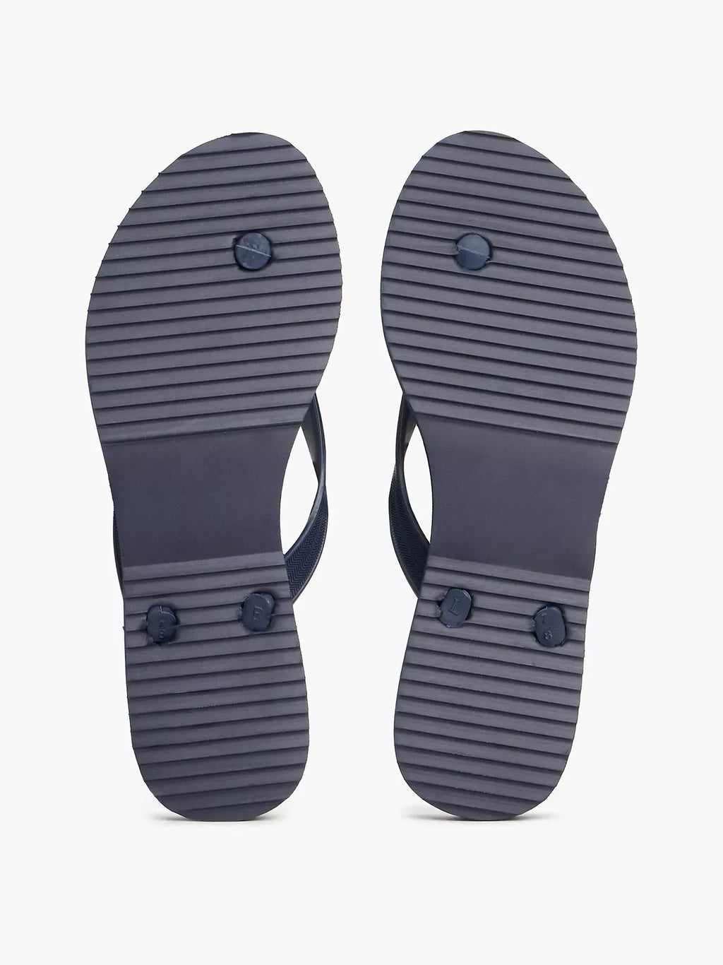 Sandalias con logo metálico