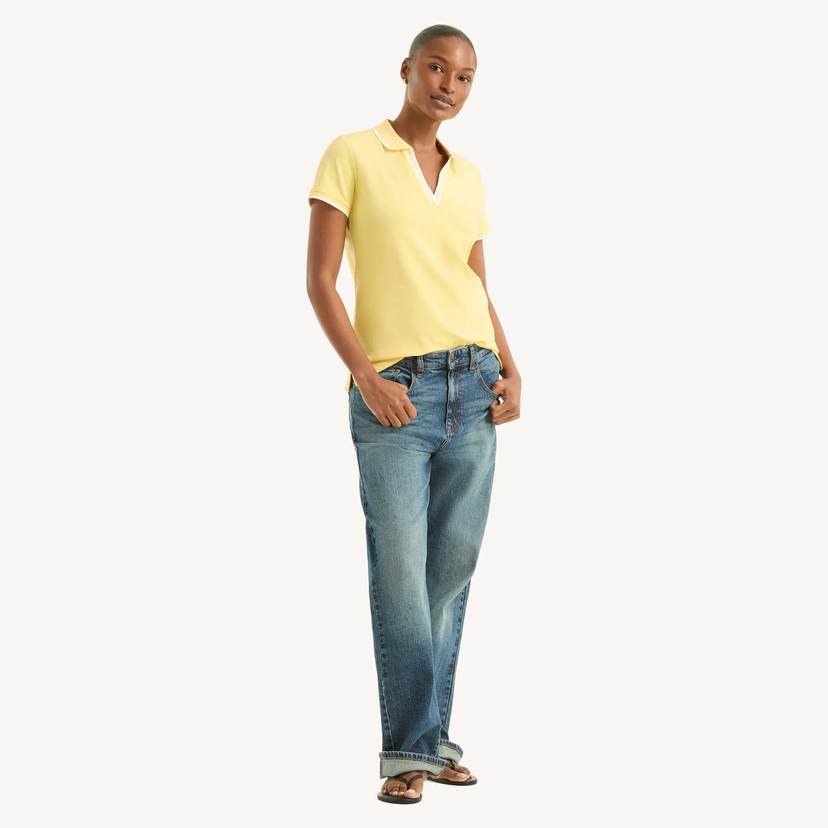 Chemise cuello en V sin botones