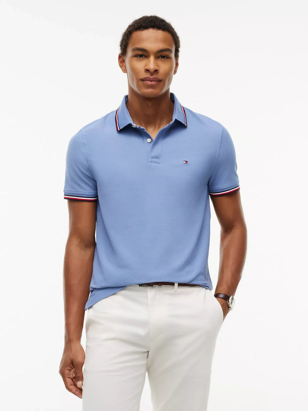 Chemise unicolor con cuello ribeteado