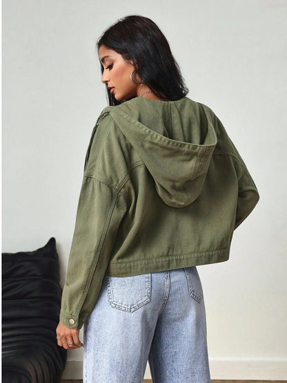 Chaqueta vaquera de manga larga con capucha